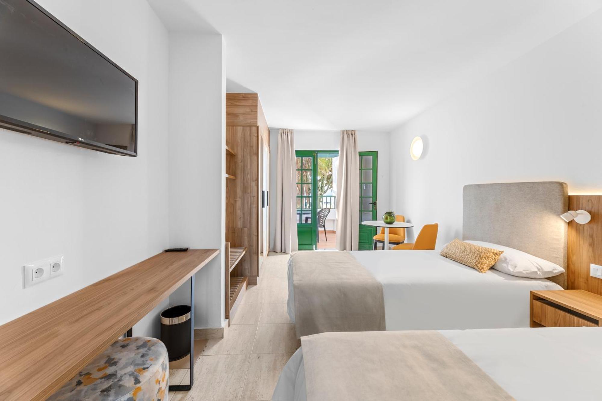 Apartamentos Tropicana Пуерто дел Кармен Екстериор снимка