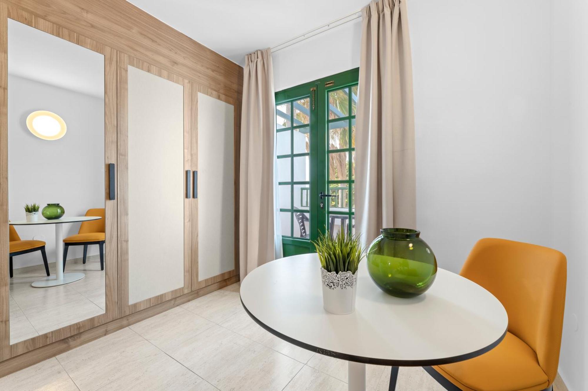 Apartamentos Tropicana Пуерто дел Кармен Екстериор снимка